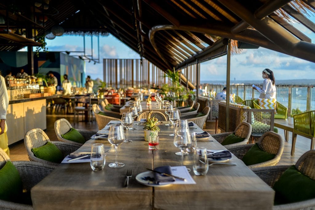 Liburan Di Hotel Mamaka By Ovolo Di Jantung Pantai Kuta Bali - Luxina.ID