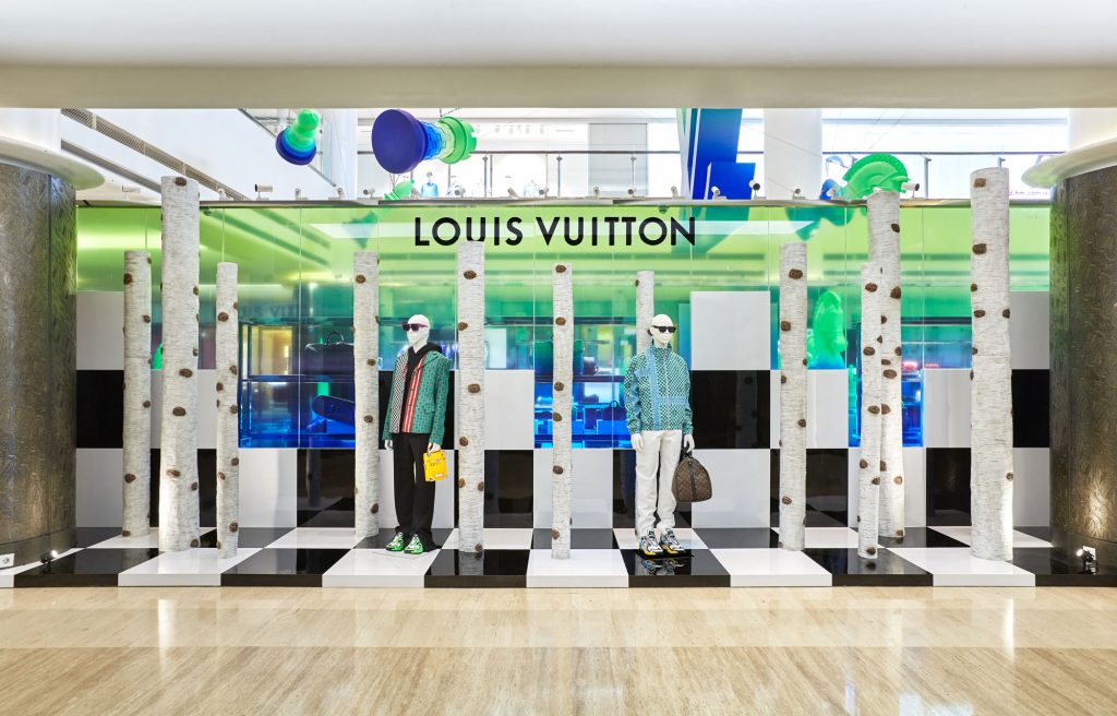 Melihat Sneakers Rp 85 Juta di Pop-Up Store Louis Vuitton Pertama di  Indonesia