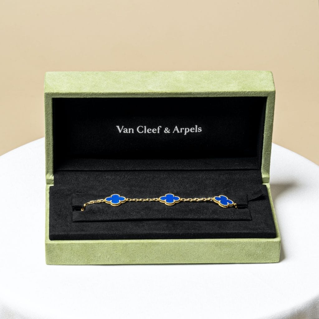 Van cleef discount & arpels jakarta