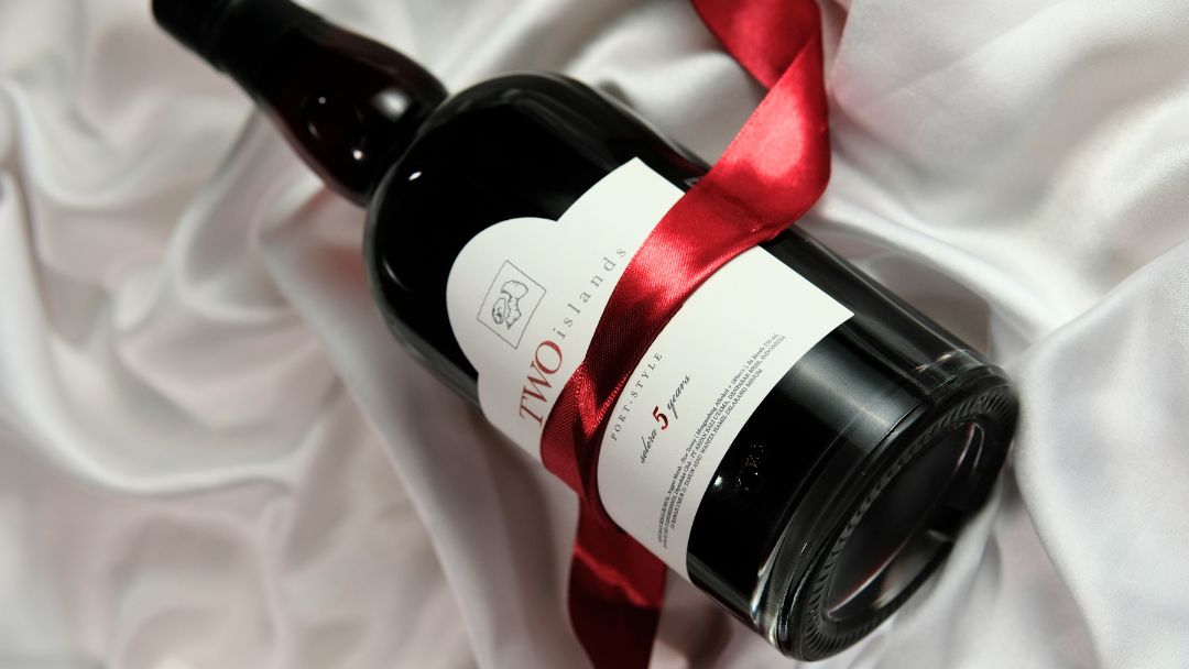 Hatten Wine